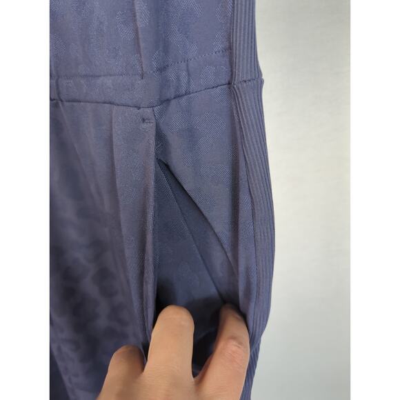Athleta Brooklyn Textured Jumpsuit V Neck Leopard Print Purple Blue 10 - Picture 9 of 12